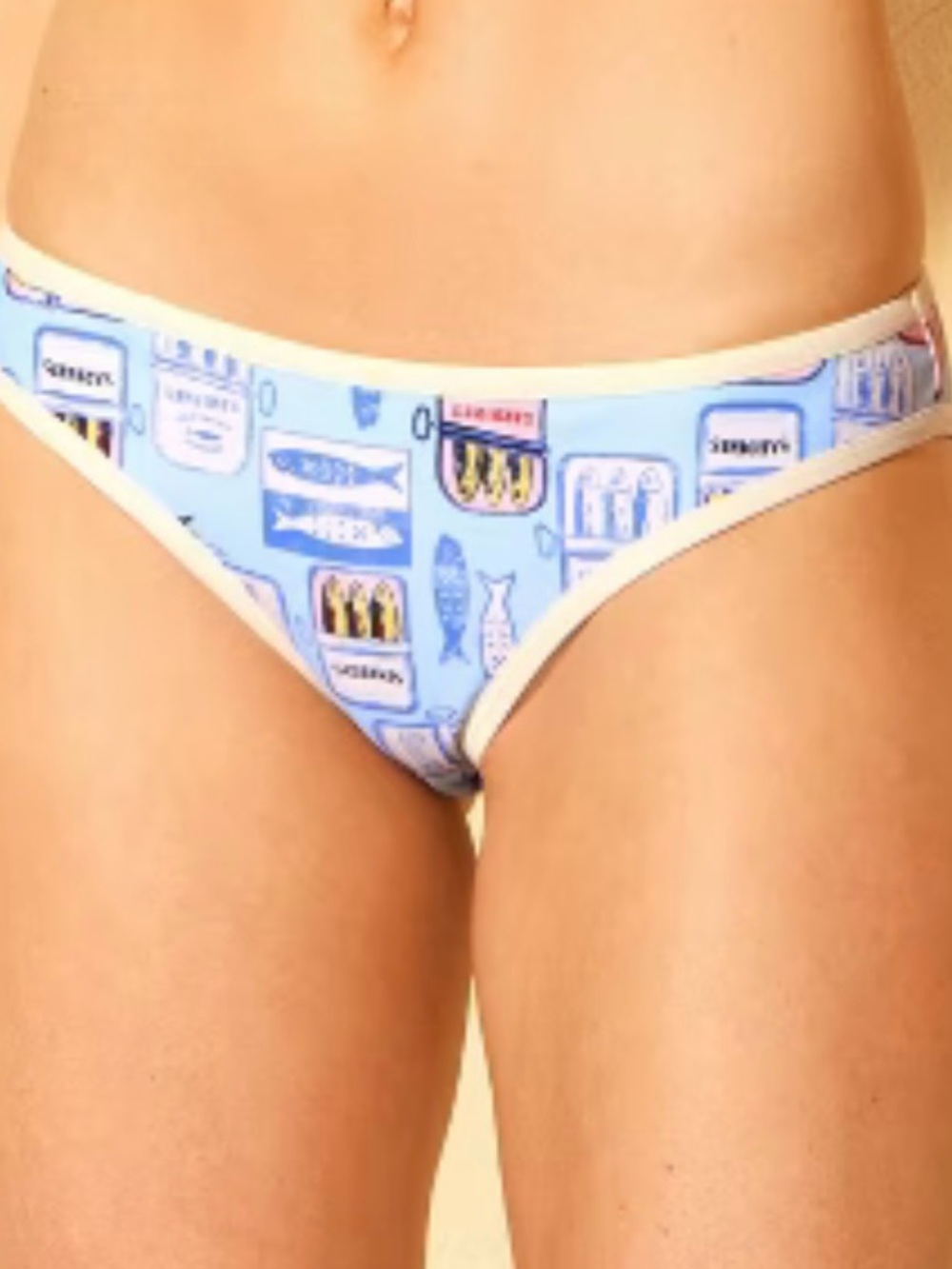 Wild Fable Sardine Contrast Binding Low-Rise Medium Coverage Bikini Bottom M